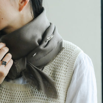 ［Furuhashi michiko］ヤドリギのクラバットピン