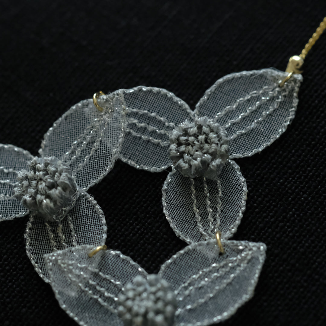 ［yuki onizuka］TSUYUKUSA　カラーネックレス