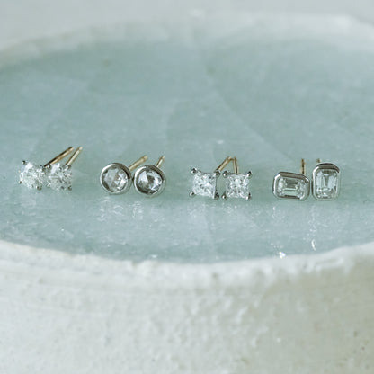 【受注商品】［cobaco］Holiday Limited 2025　選べるダイヤモンドピアス