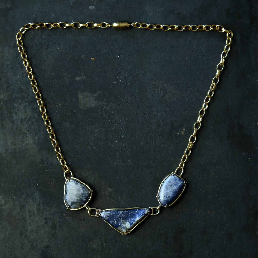 ［装身具LCF］真鍮と天然石のネックレス　三石