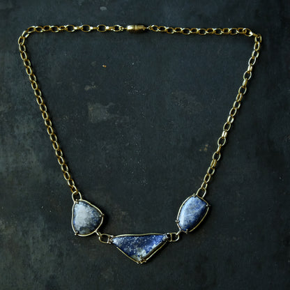 ［装身具LCF］真鍮と天然石のネックレス　三石