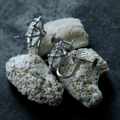 ［装身具LCF］原石水晶のイヤリング