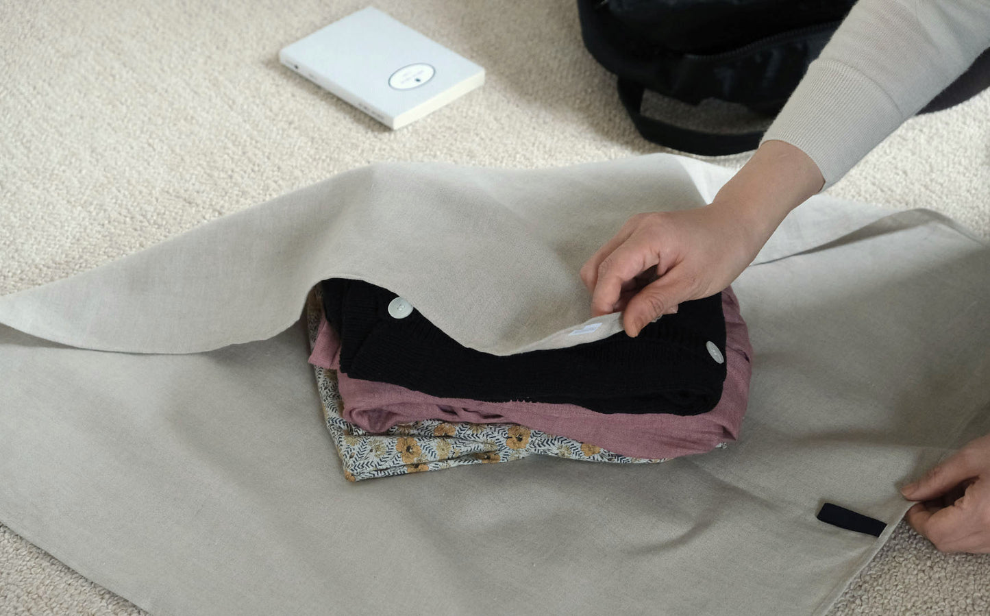 TLB HOME リネンの風呂敷　ライトグレー・フラックス