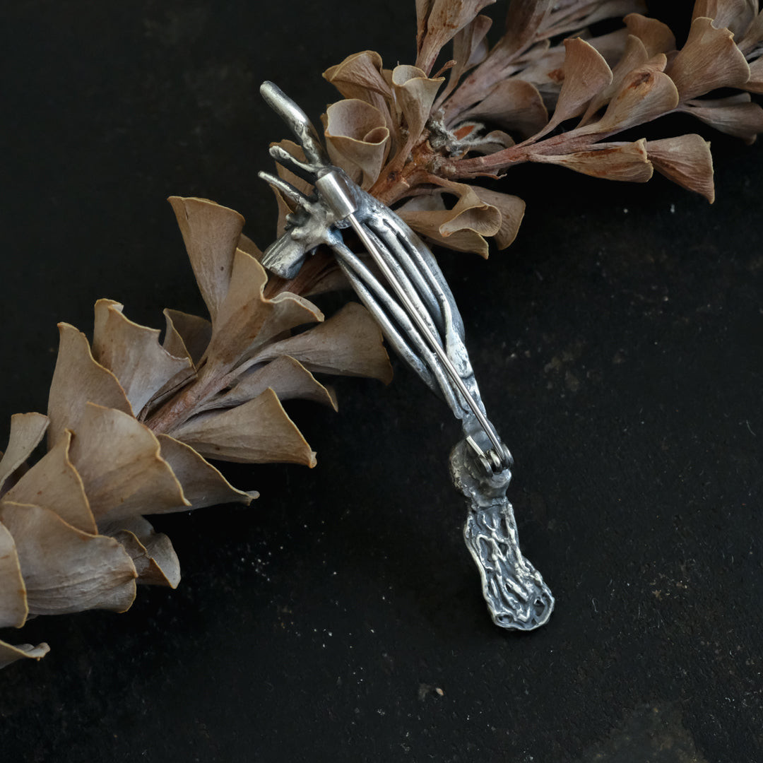 ［Furuhashi michiko］ペチコート水仙のブローチ