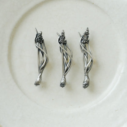 ［Furuhashi michiko］ムスカリのブローチ