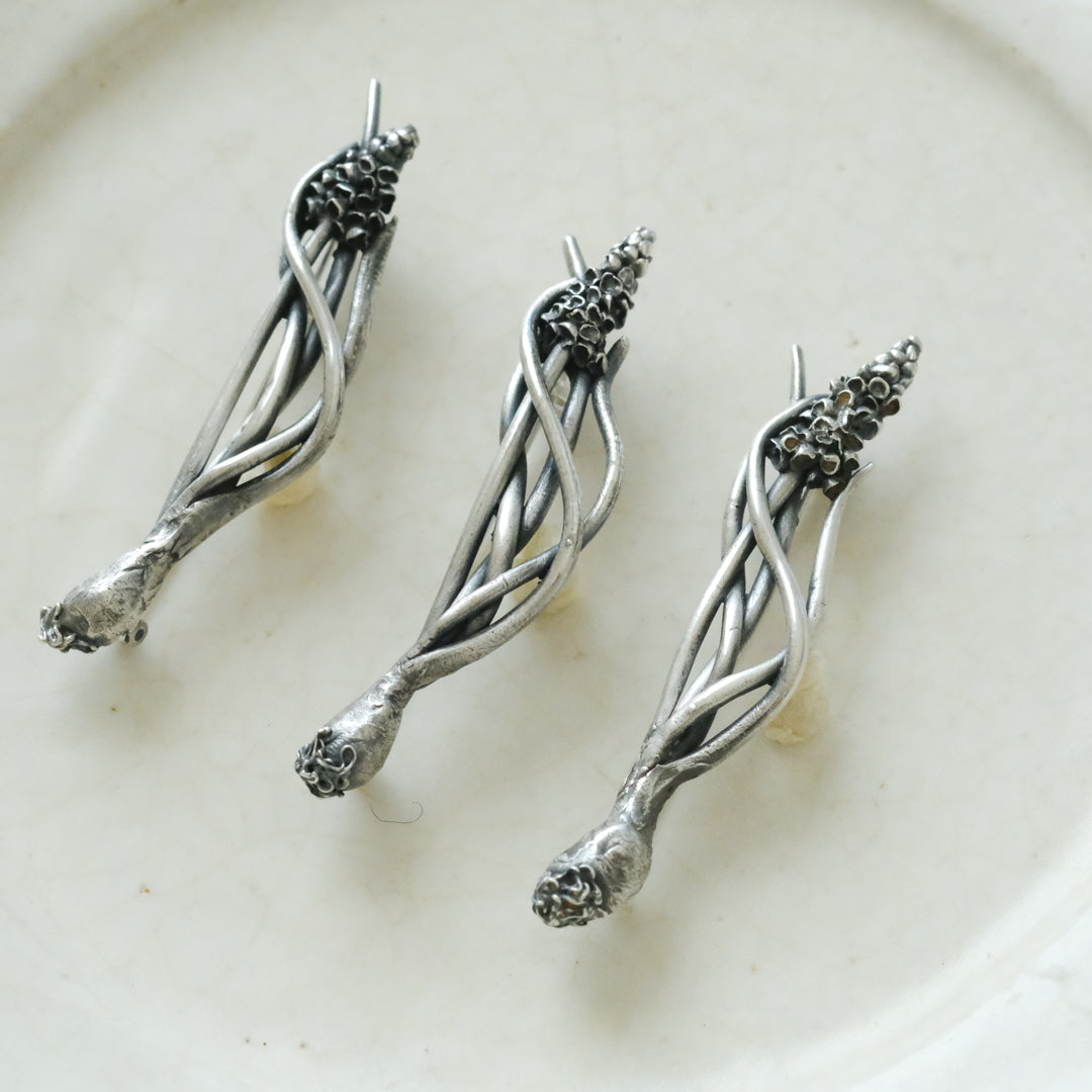 ［Furuhashi michiko］ムスカリのブローチ