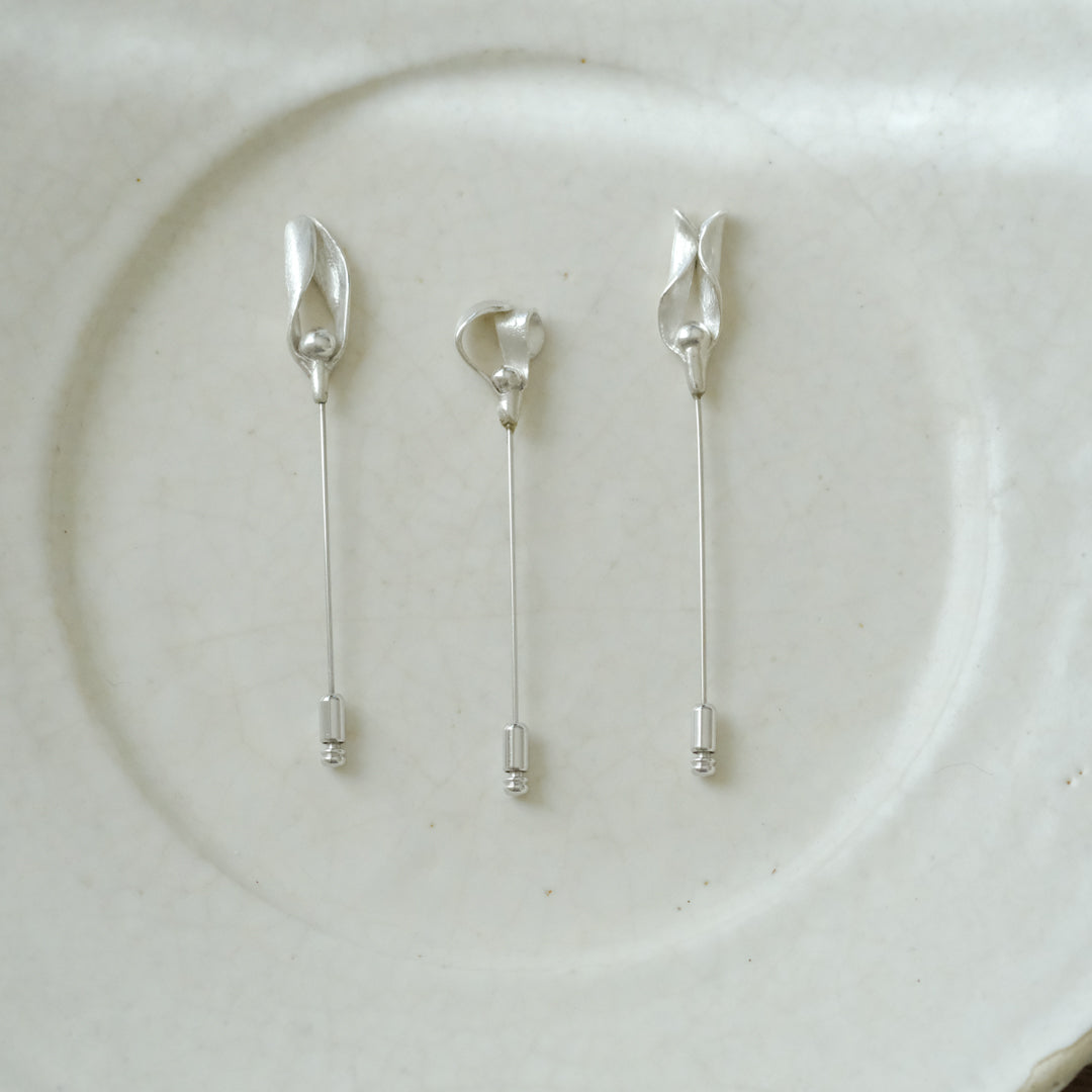 ［Furuhashi michiko］ヤドリギのクラバットピン