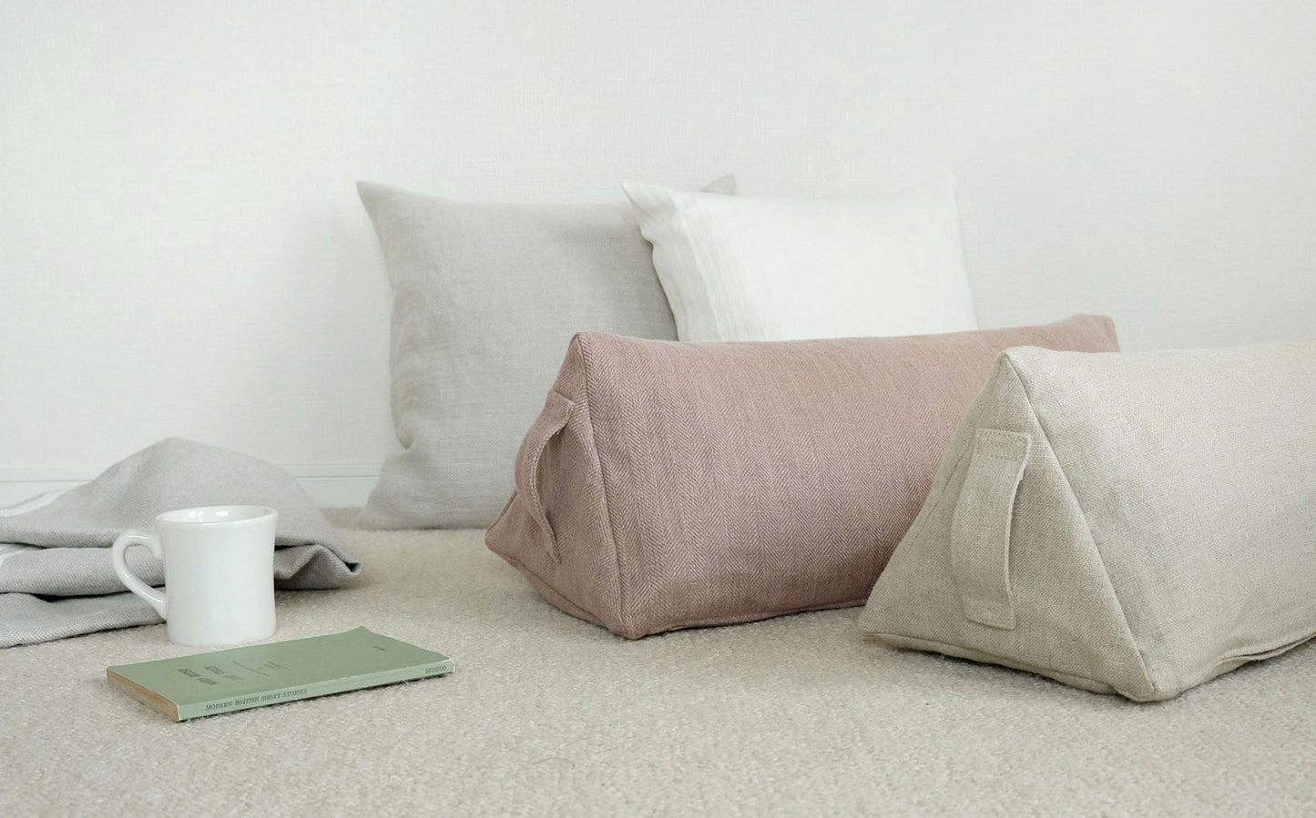 TLB HOME ボルスタークッション