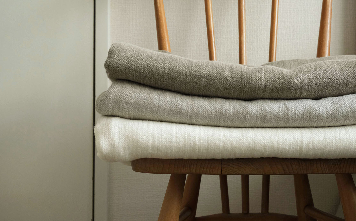 TLB HOME リネンブランケット　ウォッシュヘリンボーン