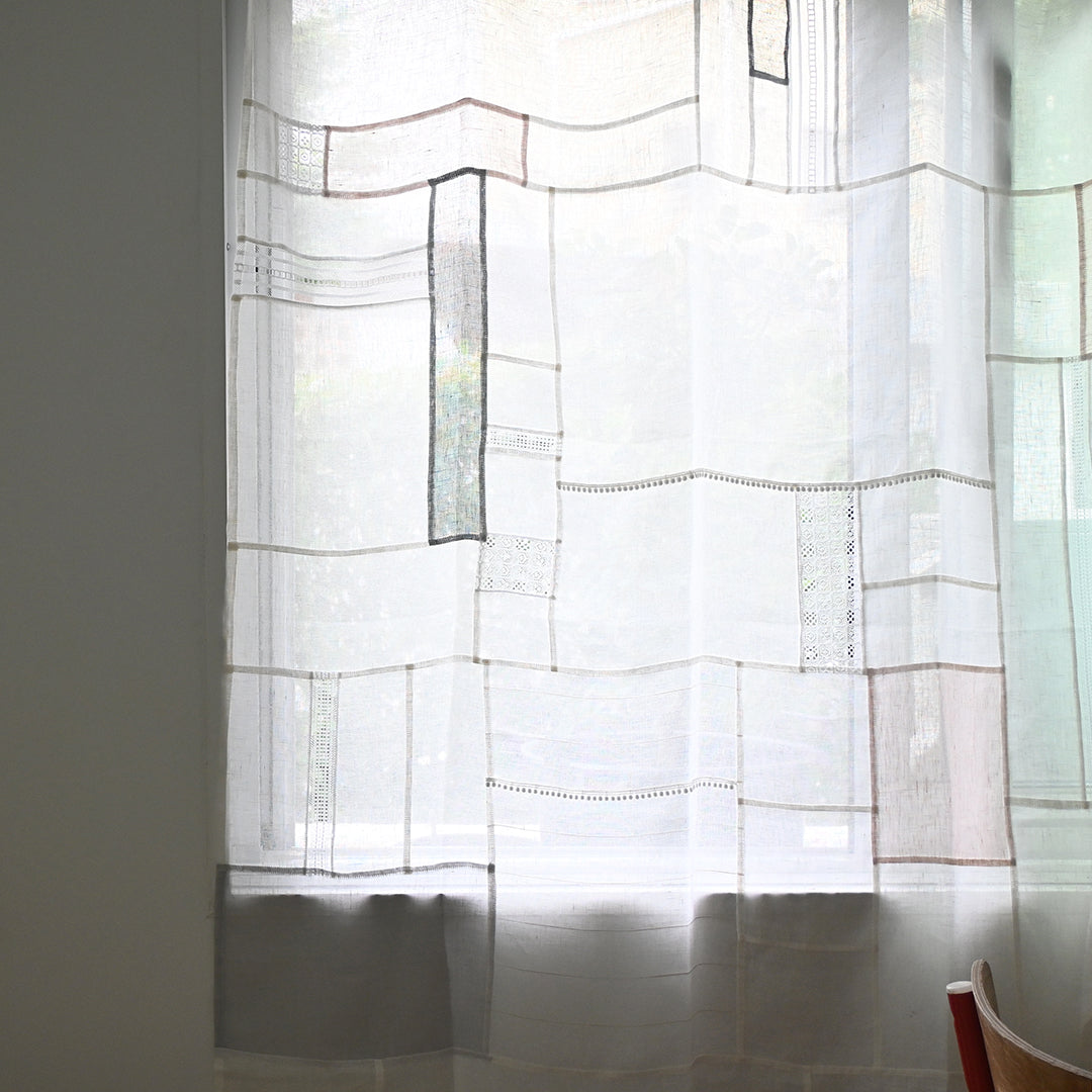 リネンバード　透けるリネンのパッチワーククロス キット　アイスグレー リネンバード 透けるリネンのパッチワーククロス キット アイス