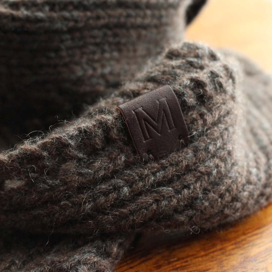 編み地をはさんでつけても