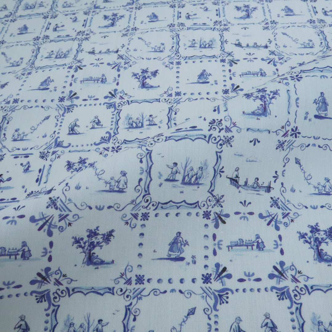 LIBERTY FABRICS「エンプロイーズ・ピクニック」ブルー