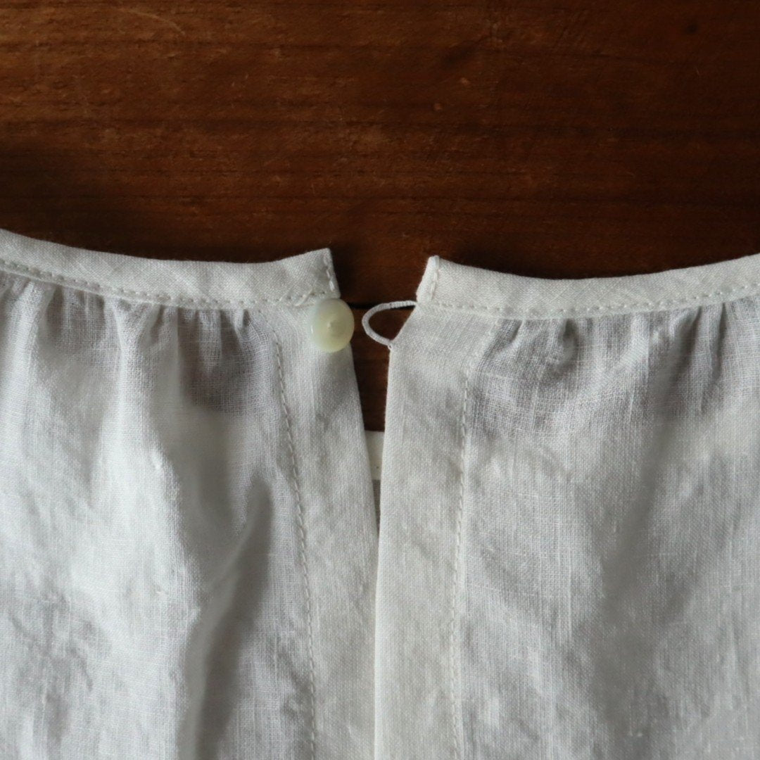 手縫い糸で糸ループをつくります