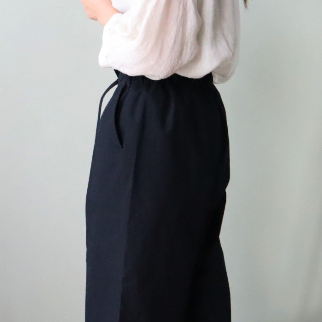 【パターン】スタンドカラーのギャザーブラウス