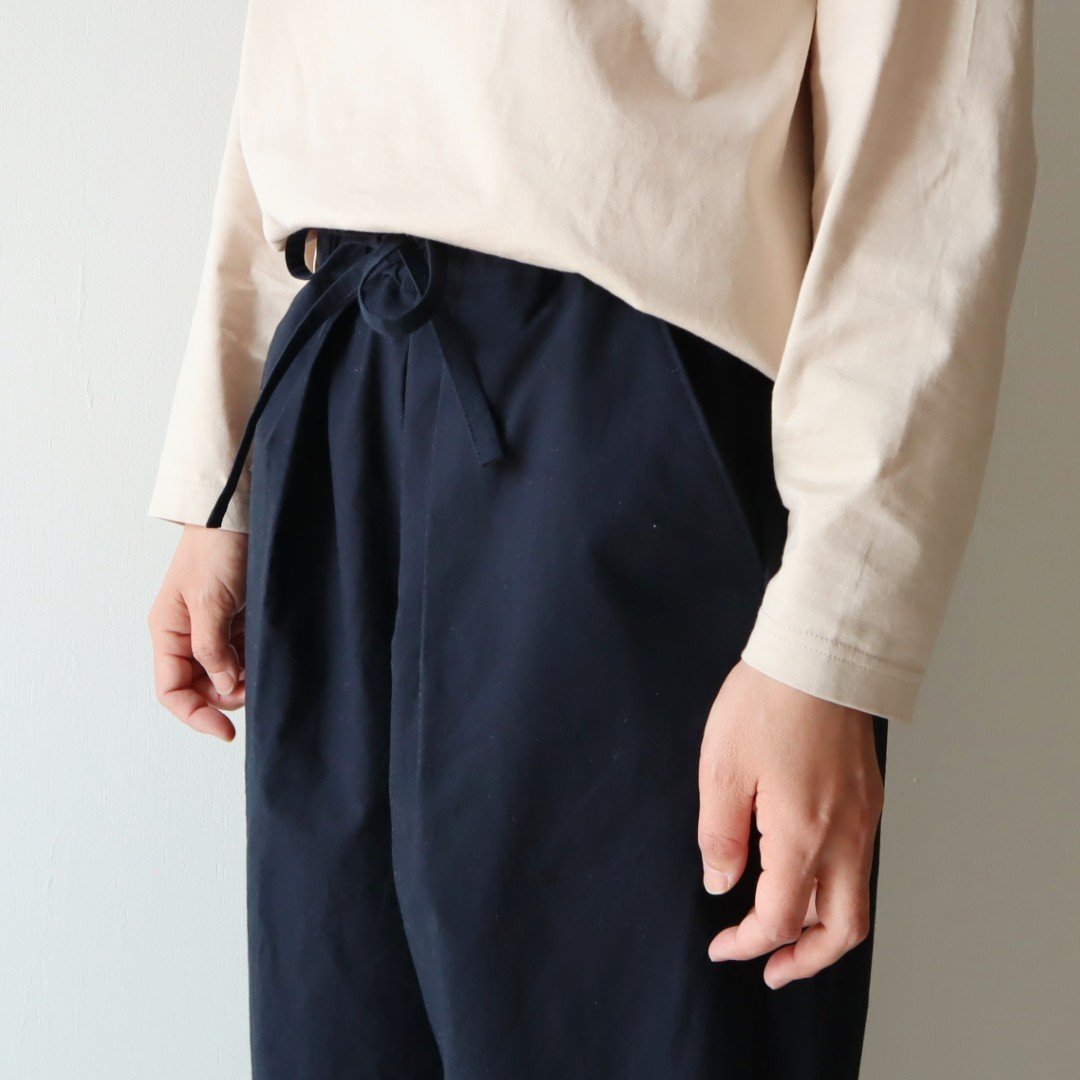 【パターン】スタンドカラーのギャザーブラウス