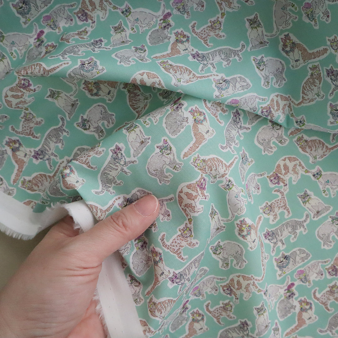 LIBERTY FABRICS「ウィロビー・ミューズ」グリーン