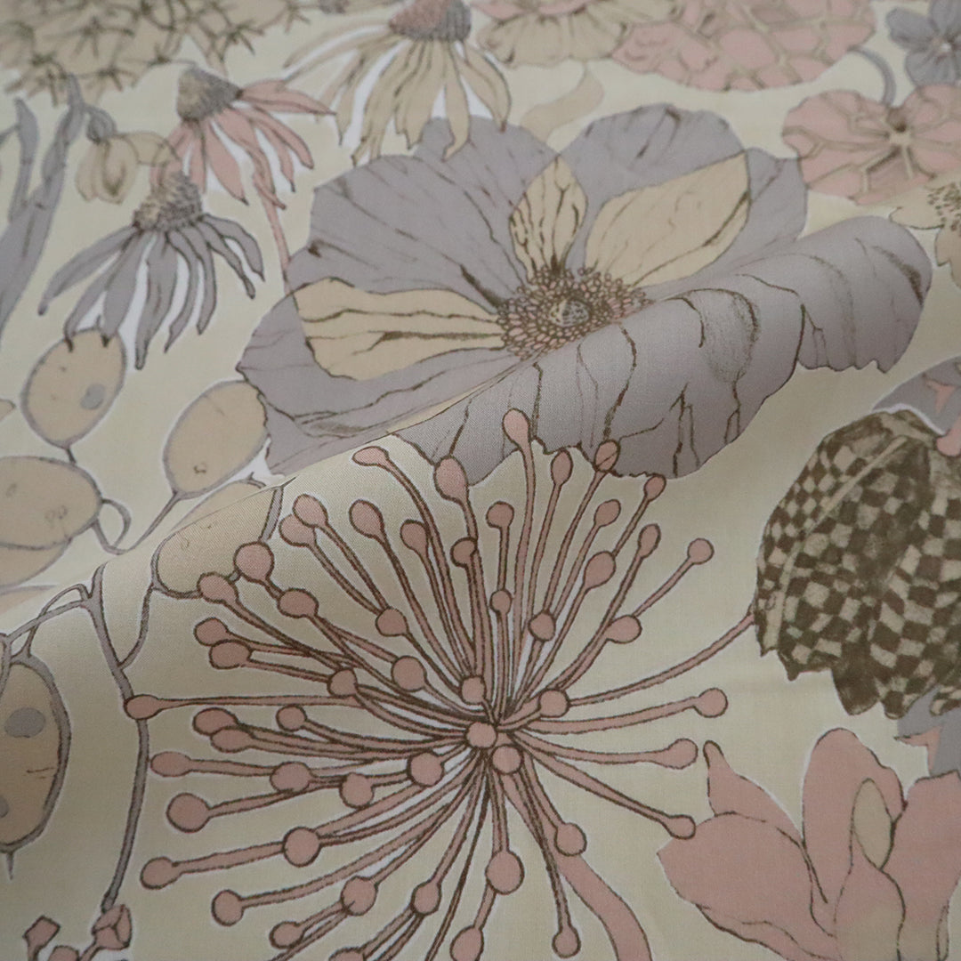 LIBERTY FABRICS「ムーンライト・ガーデン」イエロー