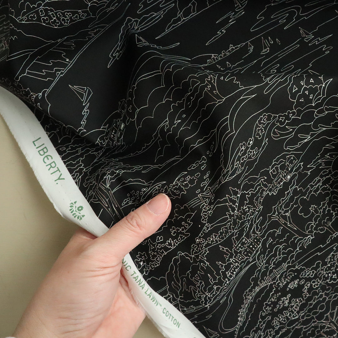 LIBERTY FABRICS「シーサイド・ランブル」ブラック
