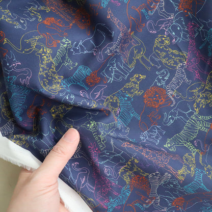 LIBERTY FABRICS「ネオン・サファリ」ネイビー