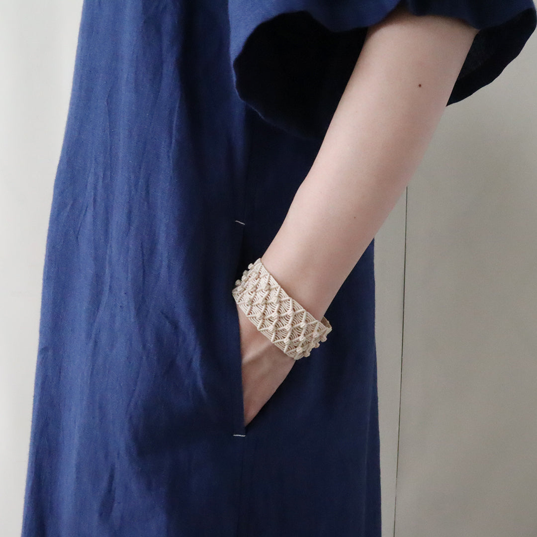 【2025 ENYO】フィッシュスリーブのシフトドレス　ブルー ニュイ