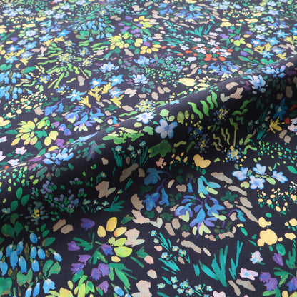 LIBERTY FABRICS　「ハイランド・ホリデー」ネイビー