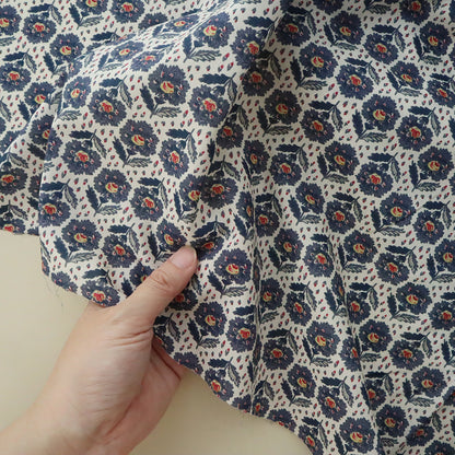 LIBERTY FABRICS　「ローズマリー・パス」ネイビー