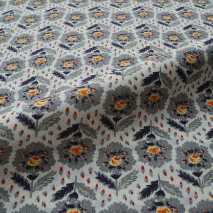 LIBERTY FABRICS　「ローズマリー・パス」グレー