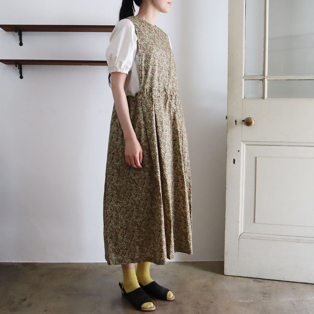 作品例：リバティ　タナローン　薄手の生地でつくっても