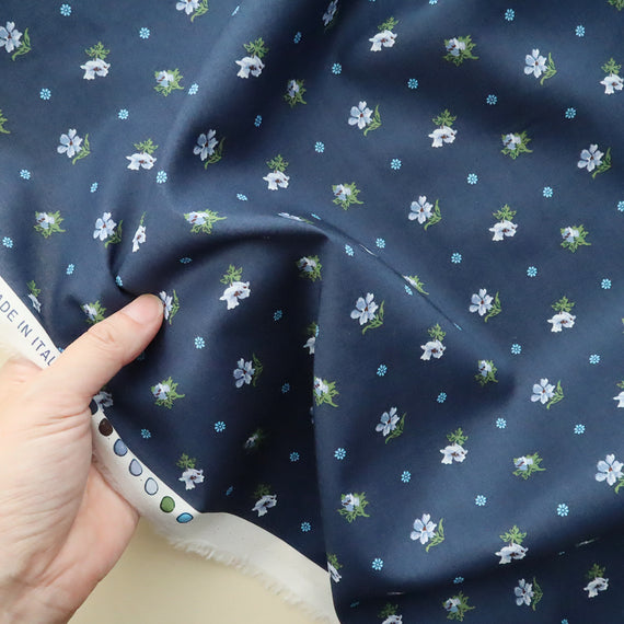 LIBERTY FABRICS　「クリオ」ネイビー