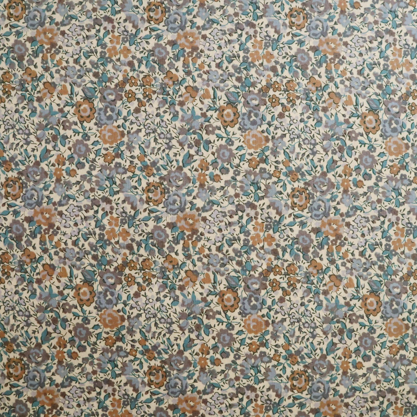 Liberty fabrics「エマ&ジョージーナ」ベージュ