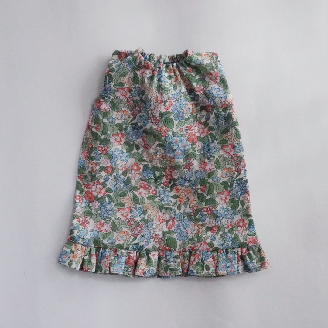 新作【材料セット】クゥクゥの着せ替え　花柄のワンピースとカシュクールワンピース