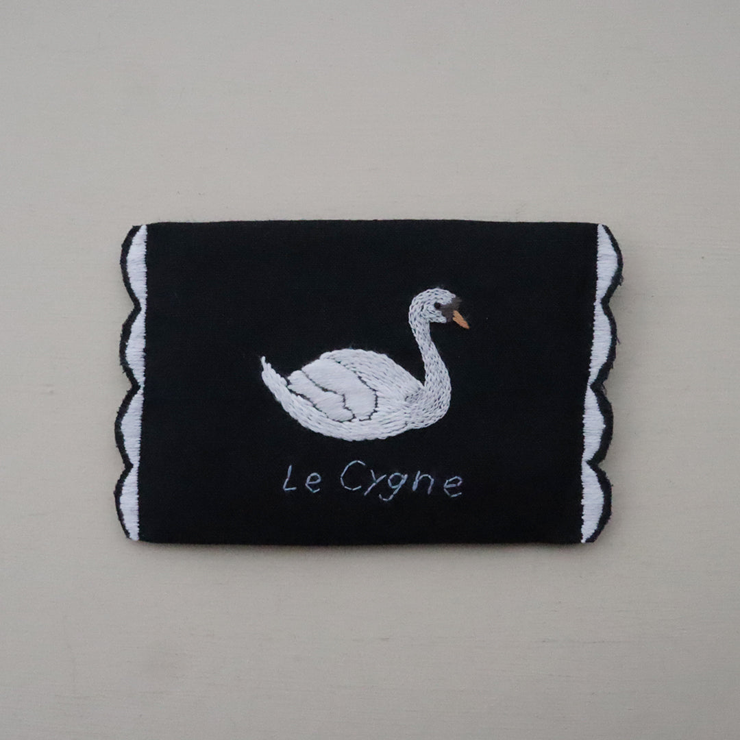 aya 刺繍キット スワンのティッシュケース – Envelope - エンベロープ