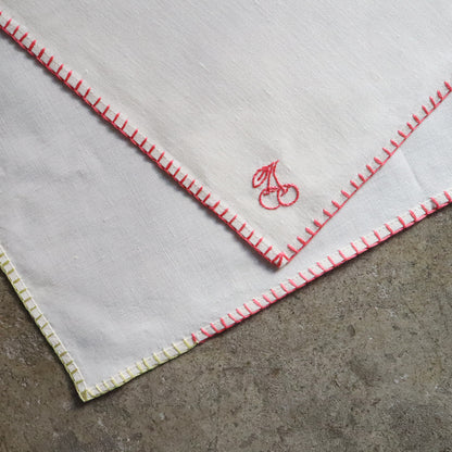 リネンハンカチの刺繍キット