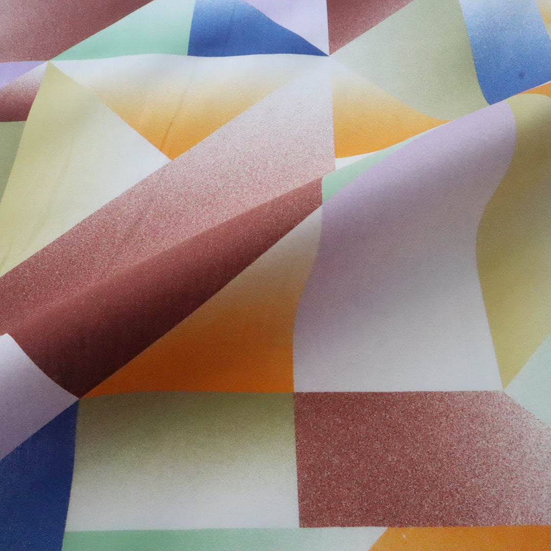 LIBERTY FABRICS　「ダンス・フロア」イエロー