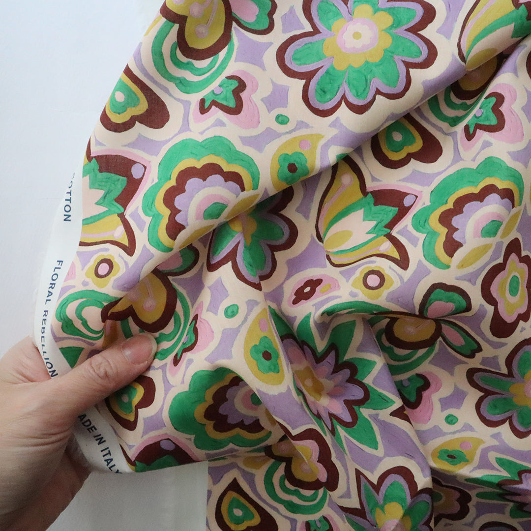 LIBERTY FABRICS　「ピース・アンド・ラブ」グリーンパープル