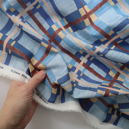 LIBERTY FABRICS　「フローリー」ブルー