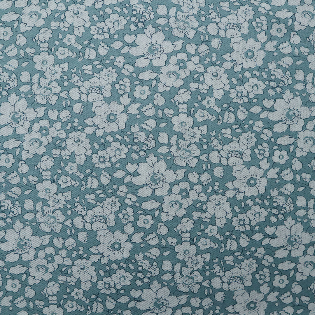 Liberty fabrics エアリーコット  ベッツィ・ブー　ブルー