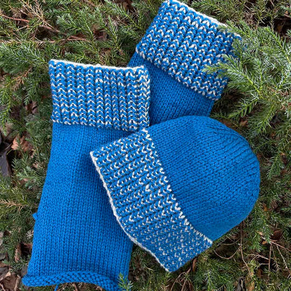 Golf Friends 引き上げ編みのリブをつけたレッグウォーマーとハット キット★