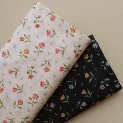 LIBERTY FABRICS「ロイヤル・スレッズ」ホワイト