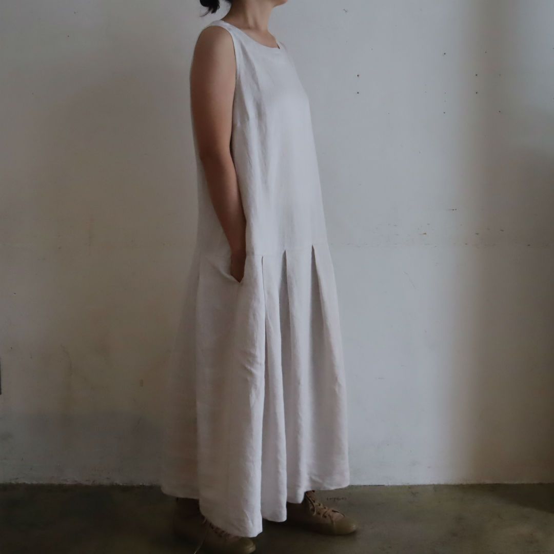 【パターン】ローウエスト切替えのタックワンピース