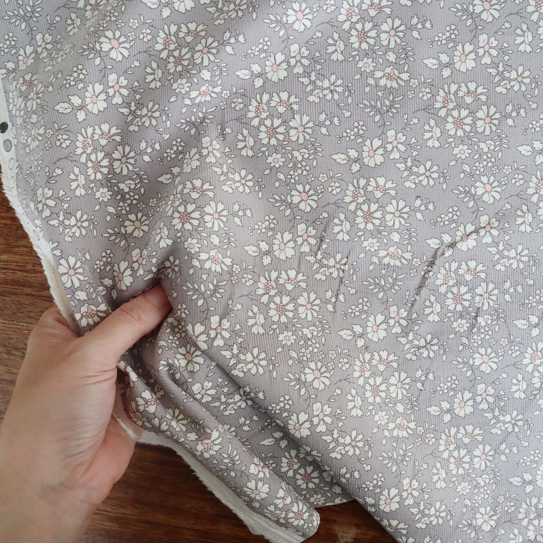 LIBERTY FABRICS　コーデュロイ「カペル・フリーレット」グレー