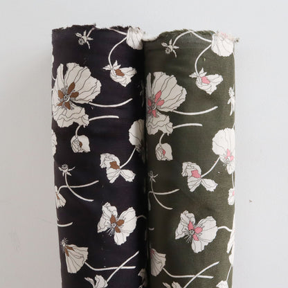 LIBERTY FABRICS　コーデュロイ「フラジャイル・ブルームス」ブラック