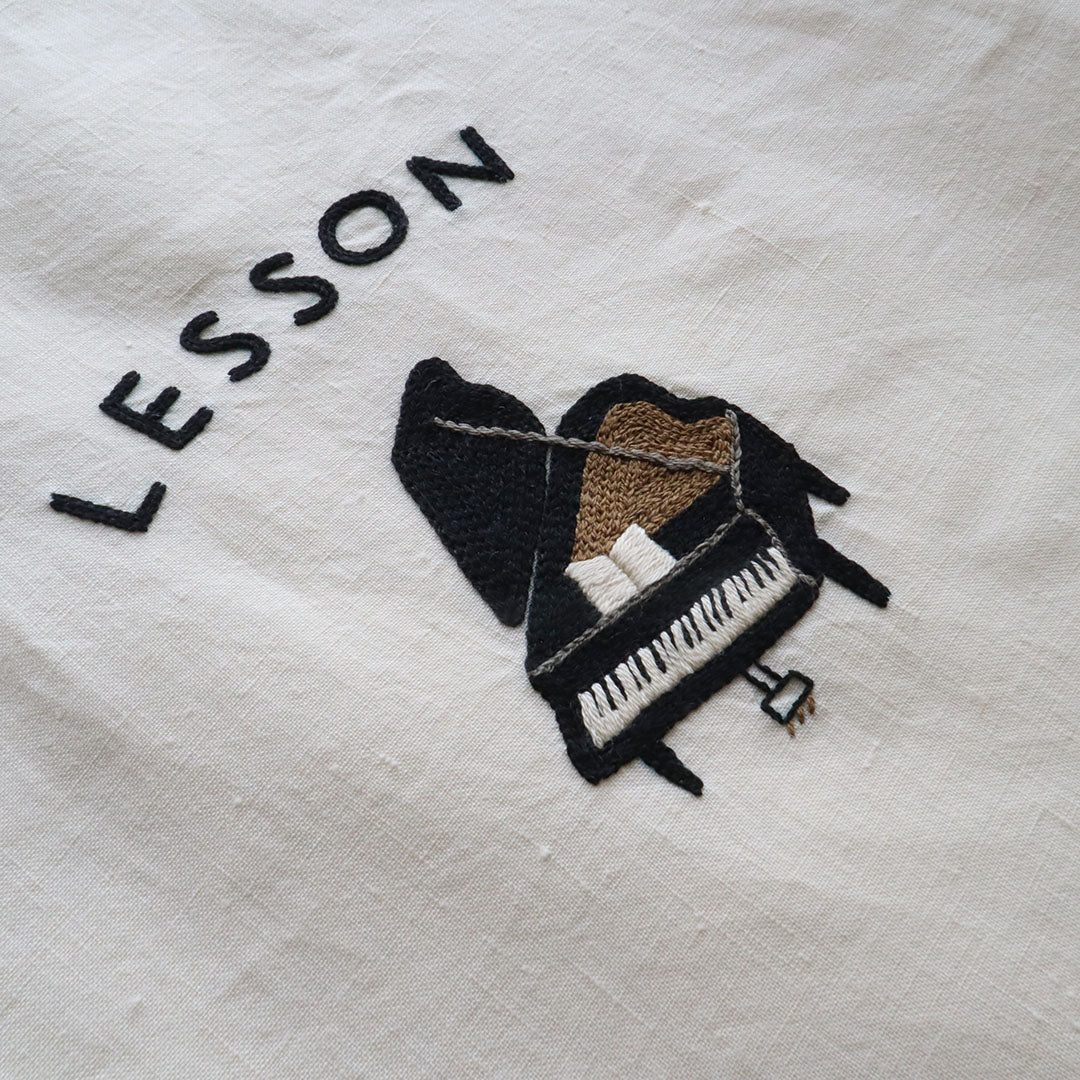 サンプル：Nancy white 