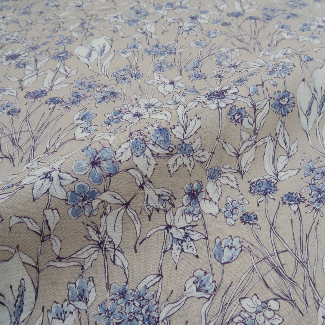 LIBERTY FABRICS「ワンダーフォーゲル」ベージュ