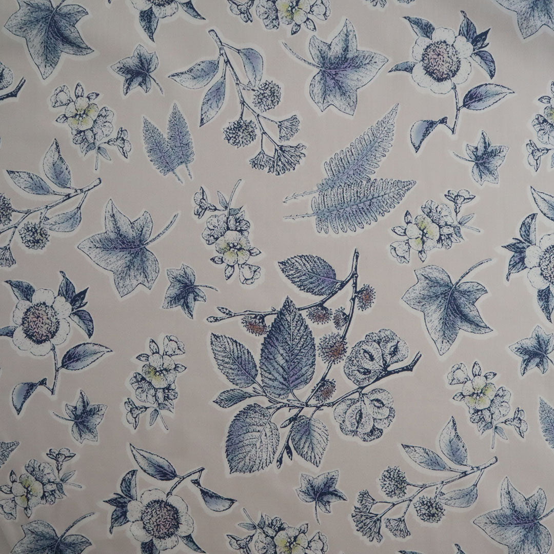 LIBERTY FABRICS「アルダー・ボタニカル」クリーム