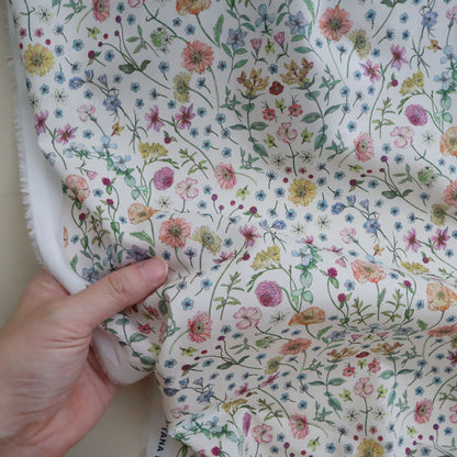 LIBERTY FABRICS「アーチウェイ」ホワイト