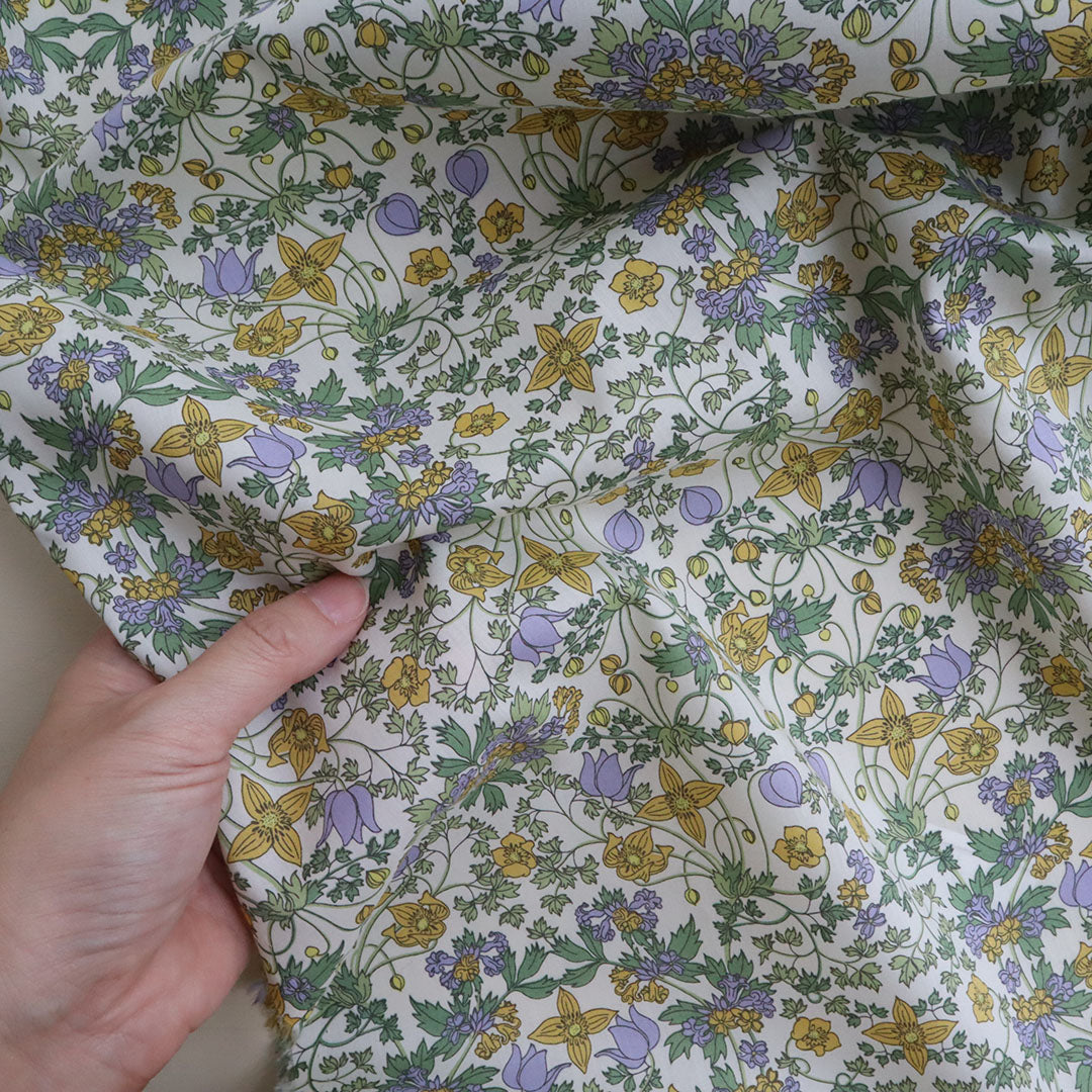 LIBERTY FABRICS「アルパイン・ヌーボー」イエロー