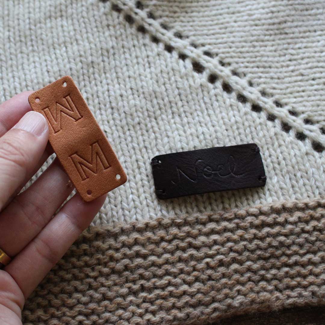 やわらかな革でさまざな使い方ができます