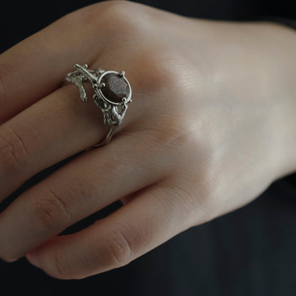 ［装身具LCF］ブラッドショットアイオライトの指輪