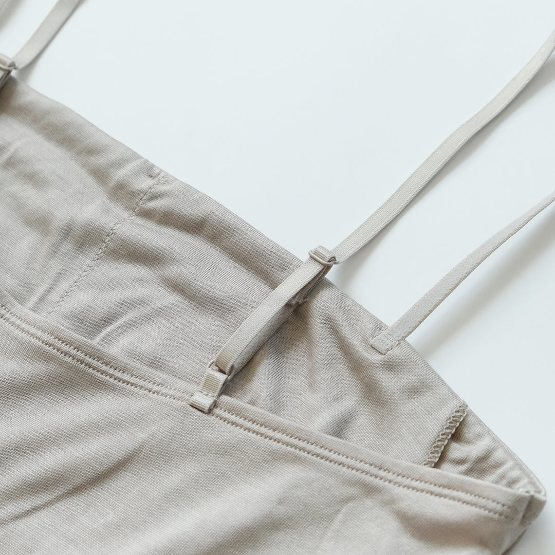 ［COCOONA SKINWEAR］カップ入りキャミソールⅡアジャスター付き